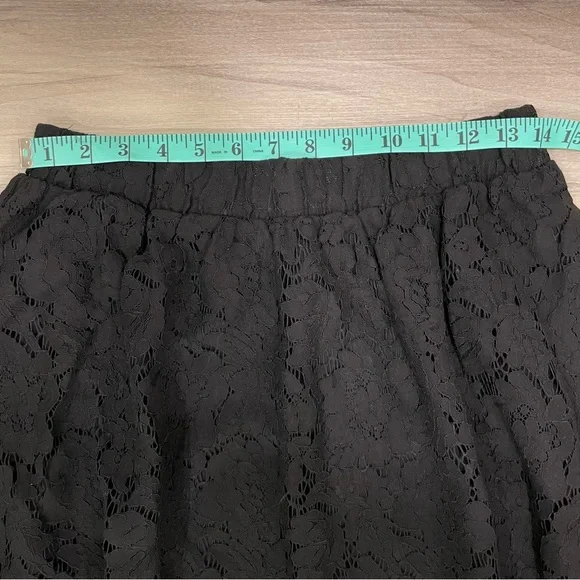 NWT KAFFE KAnomi Lace Skirt Size Medium (Danish 38) Elastic Waist Half Lining - Picture 12 of 15